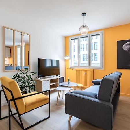 Appartement Renove Pour 6 Avec Parking 维勒班 外观 照片