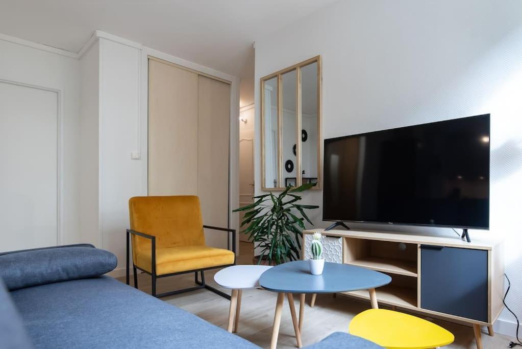 Appartement Renove Pour 6 Avec Parking 维勒班 外观 照片