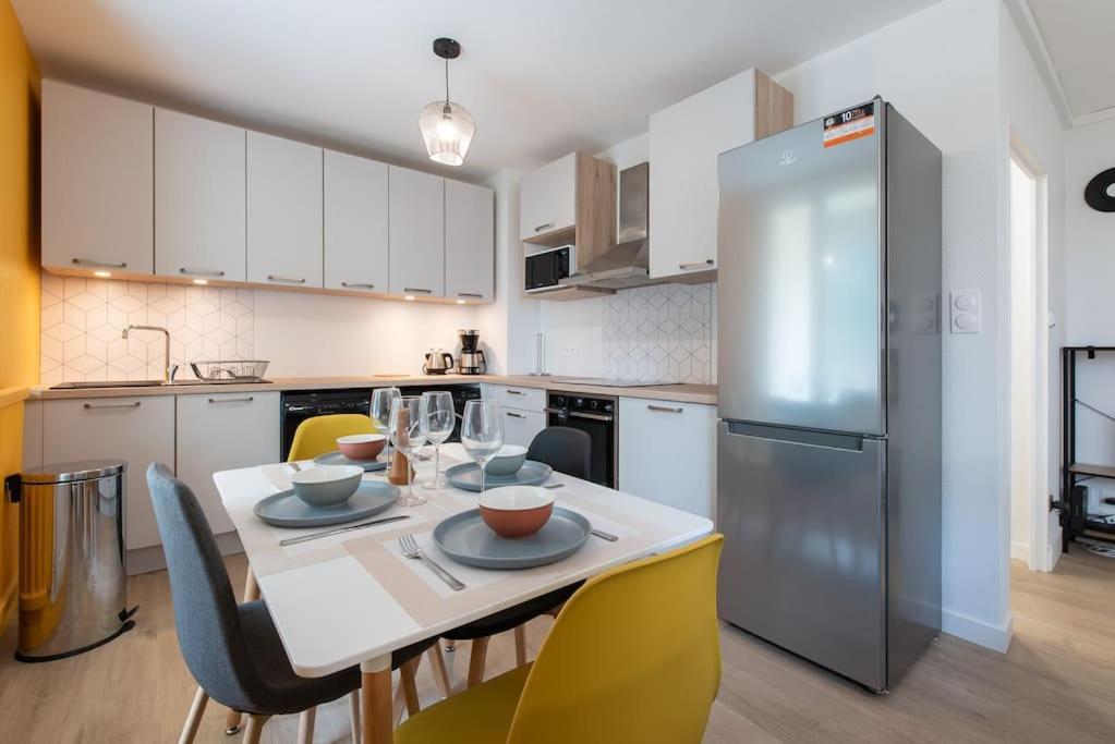 Appartement Renove Pour 6 Avec Parking 维勒班 外观 照片